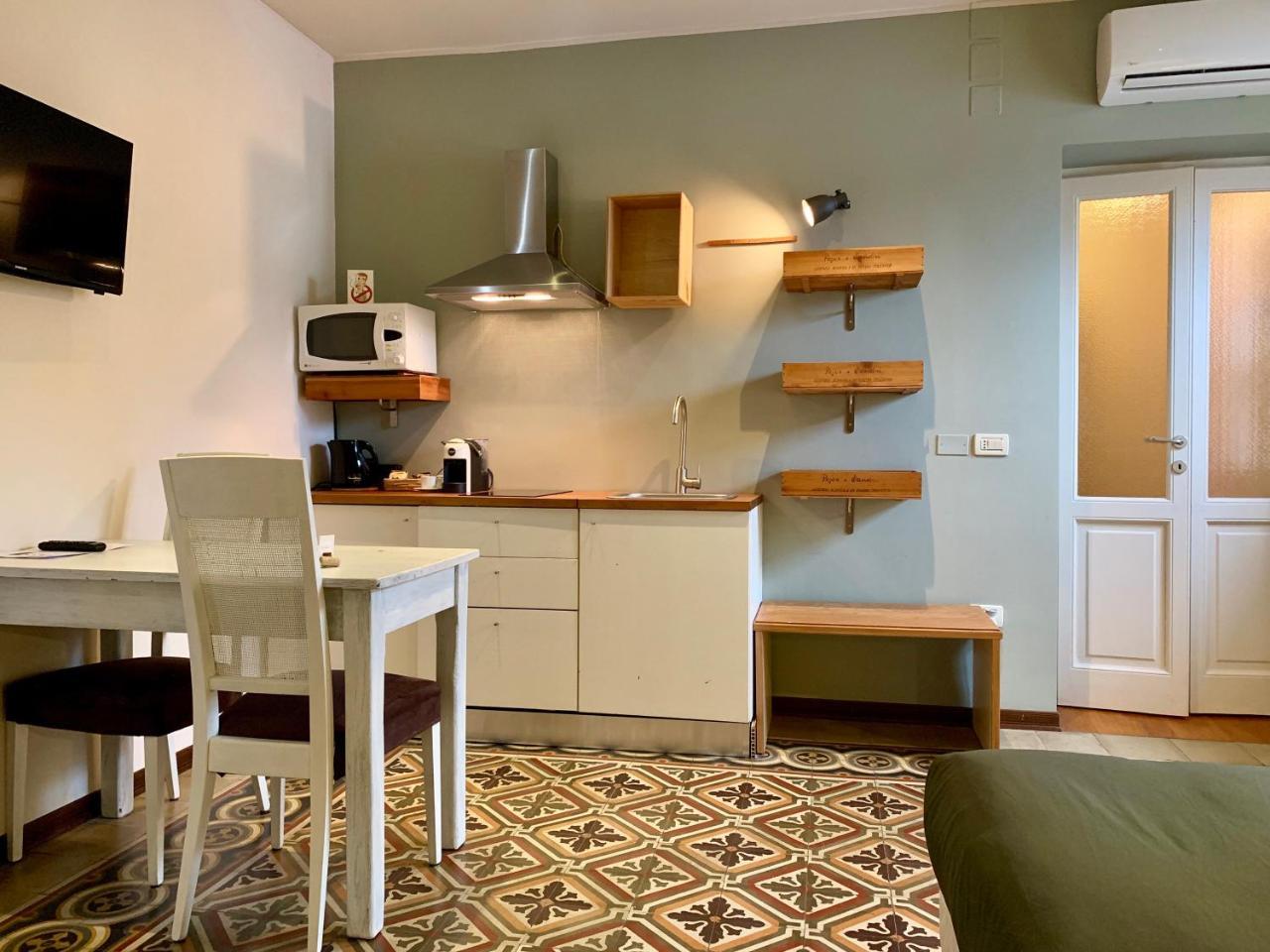Porta Ronca - B&B, Suites & Apts ロー エクステリア 写真